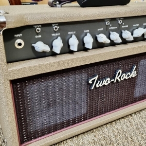 Two Rock Vintage Deluxe 6V6 40-Watt Dogwood Suede