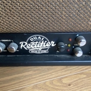 Mesa Boogie Dual Rectifier trem-o-verb - Modifiée avec ajout d’un Boost