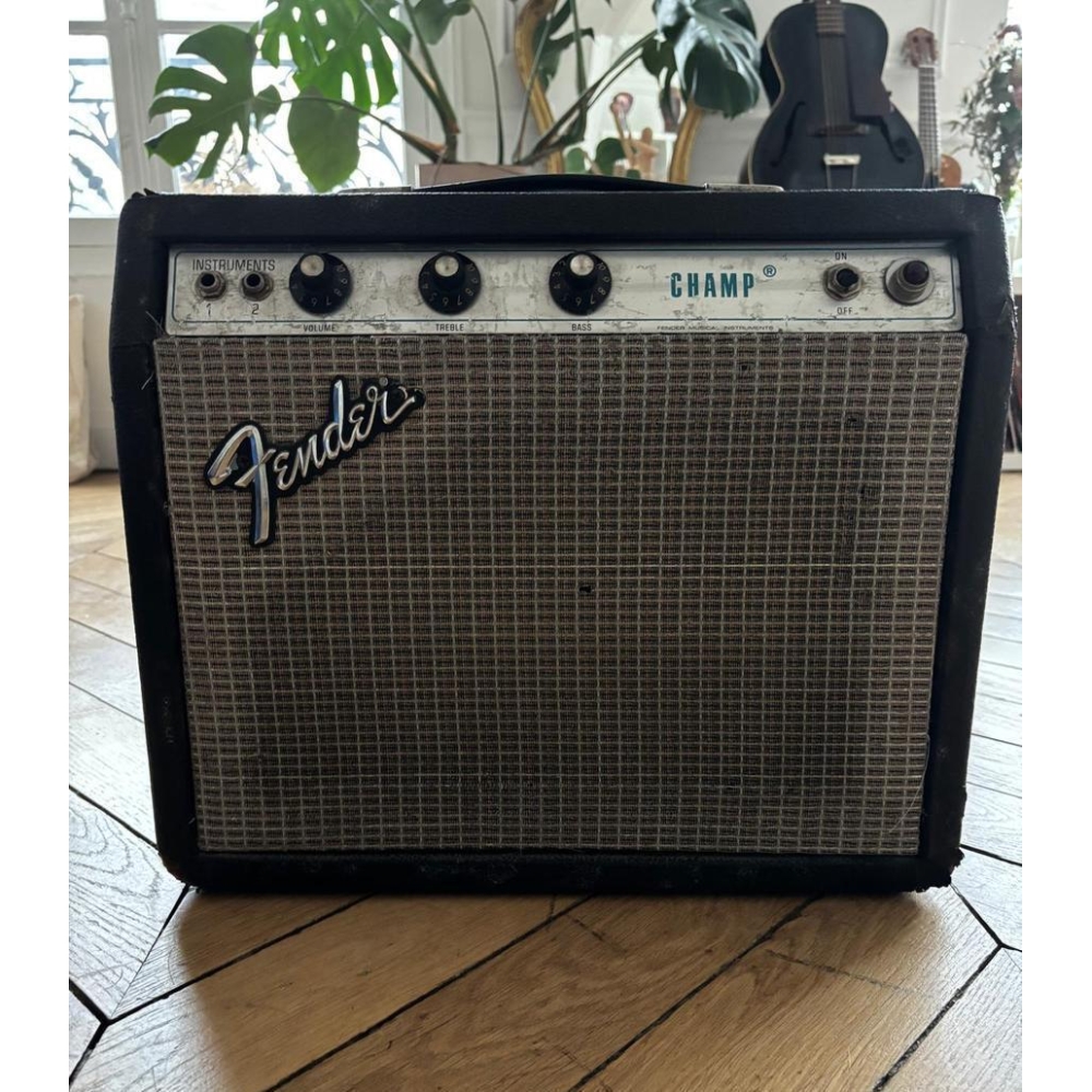 Fender Champ Silverface 70’s 6 watt 1x8’’ - Signé au dos par Yarol Poupaud