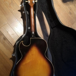 Gibson ES-175