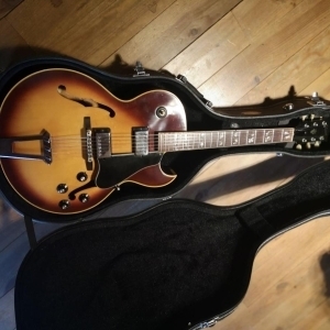 Gibson ES-175