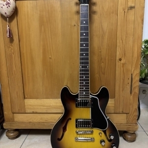 Gibson ES-339