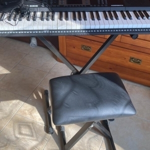 Alesis Harmony 61