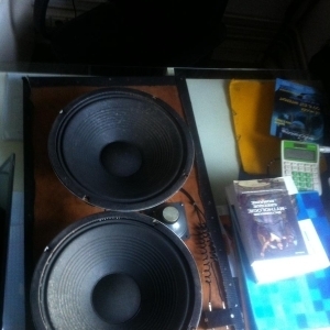 Cab Meazzi vintage 2x12 Celestion speakers