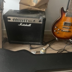 Lâg Roxanne 500 + Marshall MG30CFX