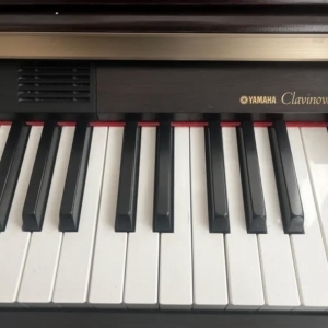 Yamaha Clavinova CLP 950