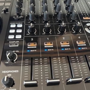 Pioneer DDJ-FLX 10