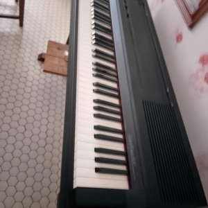 Roland Piano numerique 800