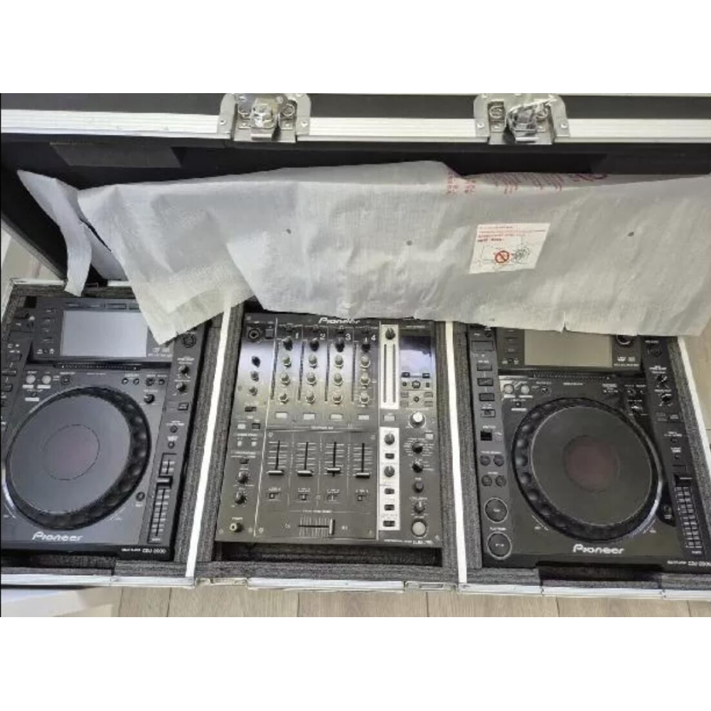 Pioneer cdj 2000 + mixer pioneer djm 750 + enceintes