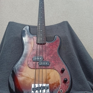 Fender Precision Basse reissue Japan 1999