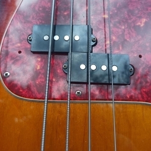 Fender Precision Basse reissue Japan 1999