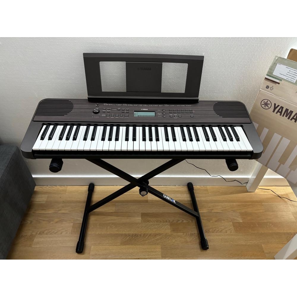 Yamaha PSR-E360DW