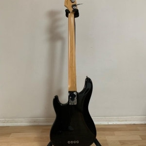 Fender American Deluxe PB Montego Black USA + Equipement