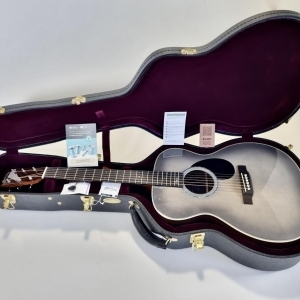 Martin OMJM John Mayer 20th Anniversary Signature 2024 Grey Sunburst