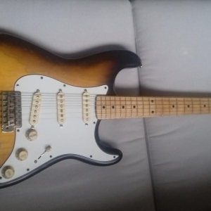 Fender Stratocaster /  54 - 57