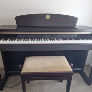 Yamaha Clavinova CLP-150