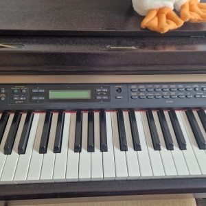 Yamaha Clavinova CLP-150