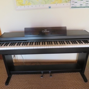 Yamaha Clavinova CLP 50 avec housse