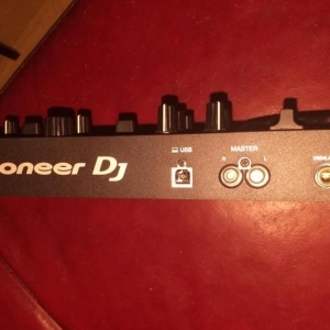 Pioneer DDJ-REV1