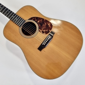 Martin D-28 Natural 1975