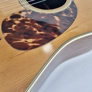 Martin D-28 Natural 1975