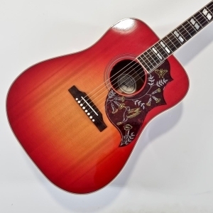 Gibson Hummingbird 2019 Heritage Cherry Sunburst