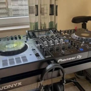 Pioneer xdj-xz controller dj + KRK Rokit 5