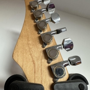 Lâg Rockline guitare électrique années 90’