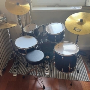 Pearl Roadshow 20" Plus Jet Black + accessoires