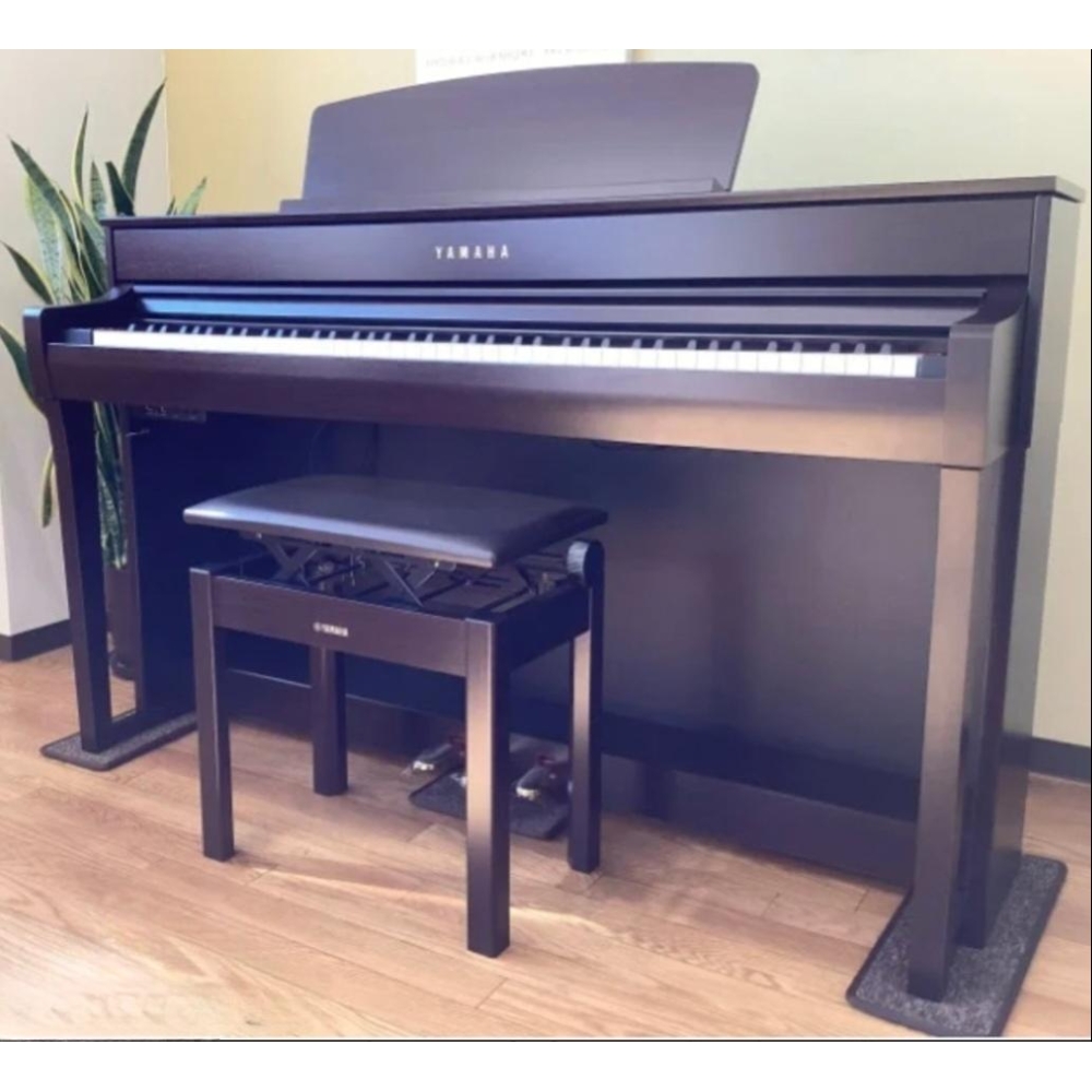 Yamaha Clavinova CLP-745R