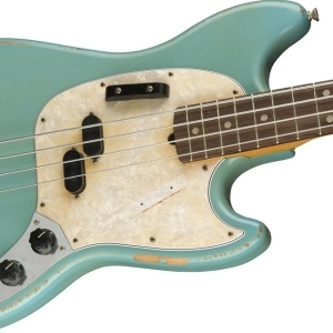 Fender JMJ Road Worn Mustang Bass - Faded Daphne Blue