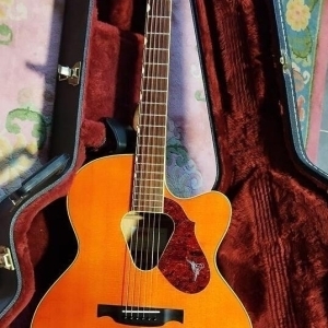 Guitare électro-acoustique Gretsch