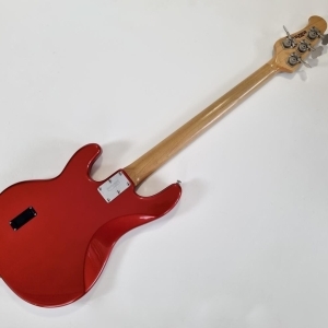 Music Man Stingray 4 Radiance Rouge Édition Limitée 2004