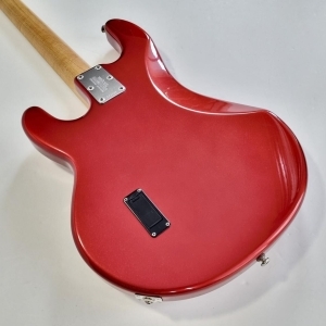 Music Man Stingray 4 Radiance Rouge Édition Limitée 2004