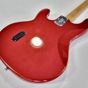 Music Man Stingray 4 Radiance Rouge Édition Limitée 2004