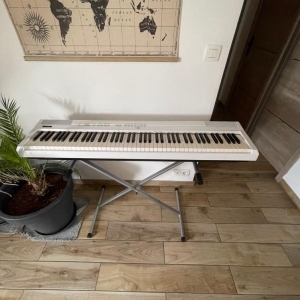 Yamaha p-115