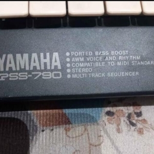 Yamaha PSS-790