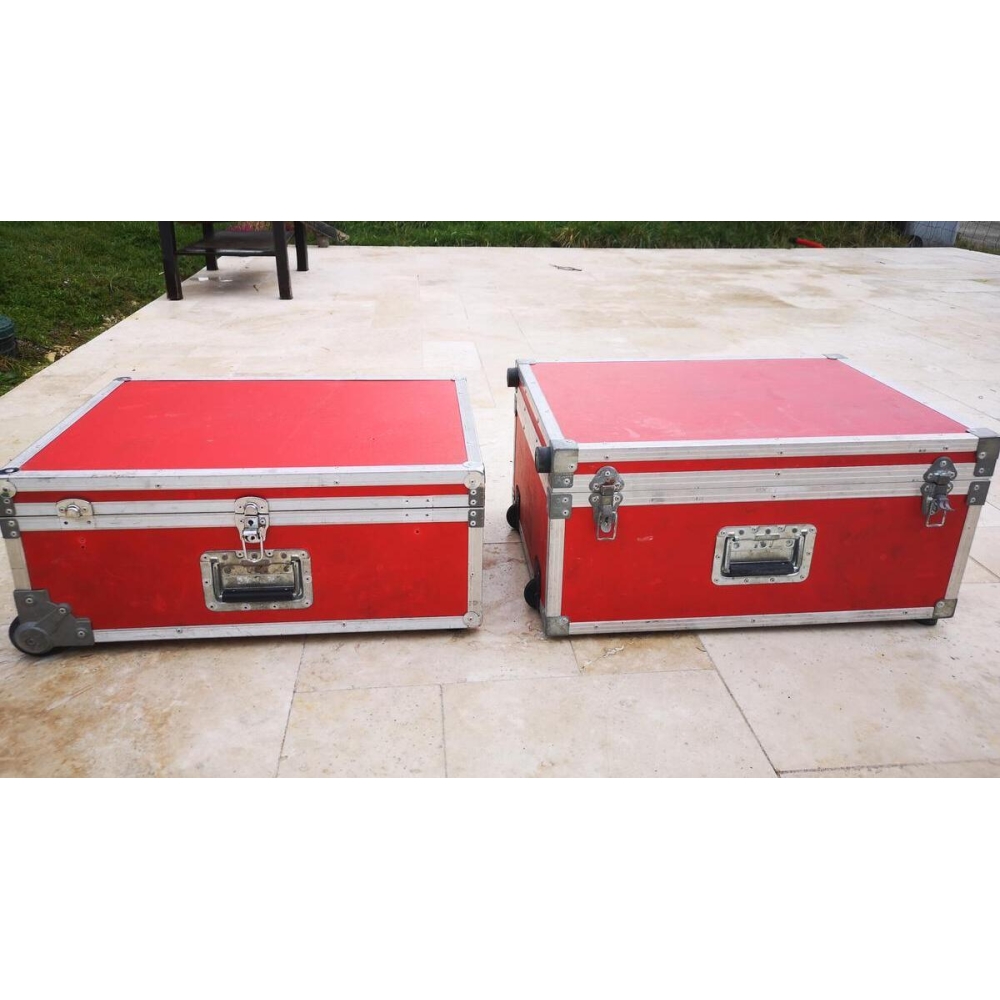 Deux flight case à vendre