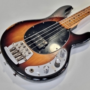 Music Man Stingray 4 Sunburst 1981