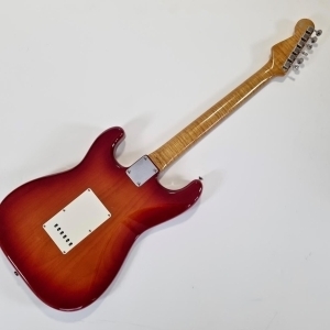 Fender Stratocaster ST-62 made in Japan 1994 Cherry Sunburst