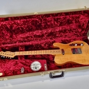 Fender Telecaster Select 2012 Carved Maple Top