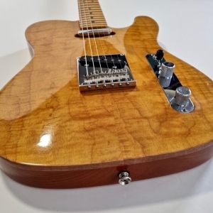 Fender Telecaster Select 2012 Carved Maple Top