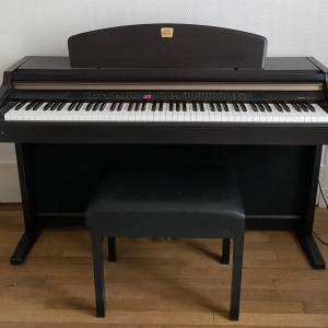 Yamaha Clavinova CLP-950