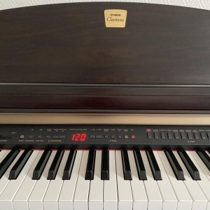 Yamaha Clavinova CLP-950