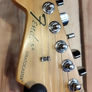 Fender Stratocaster Mex LH + Housse