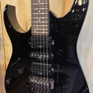 Ibanez RG1570L Prestige LH + Etui