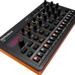 Roland Aira Compact T-8 Beat Machine